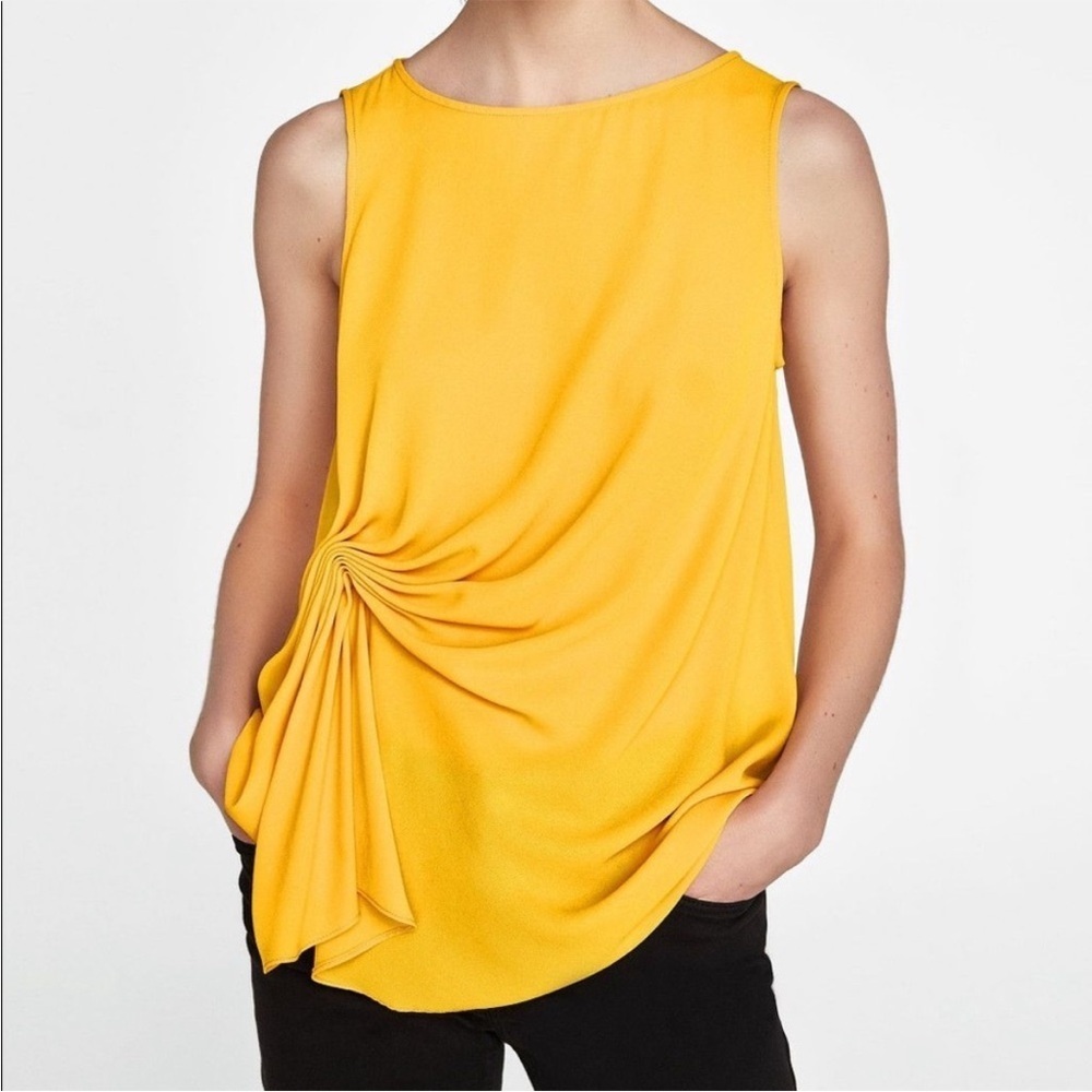 Zara Yellow Sleeveless Women's Top